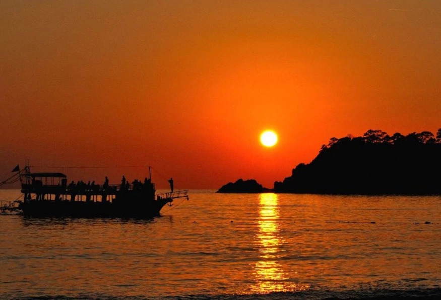 Daily Sunset Moonlight Cruise from Oludeniz 5