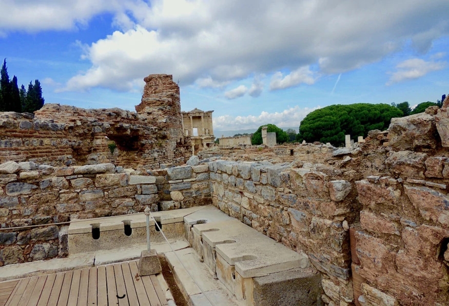 Full-Day Ephesus & Şirince Village Tour from Pamukkale – Ancient Ruins, Wine Tasting & Cultural Experience 4