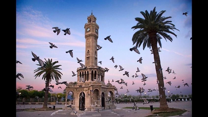 Daily Izmir Smyrna Tour from Mugla 1
