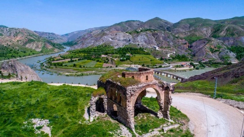 Daily Mus Turkish Bath & Castle Park Tour 5