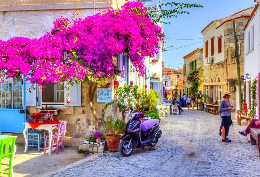Daily Cesme & Alacati Tour from Selcuk 5