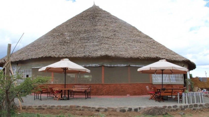 10 Days Safari & Beach Package 8