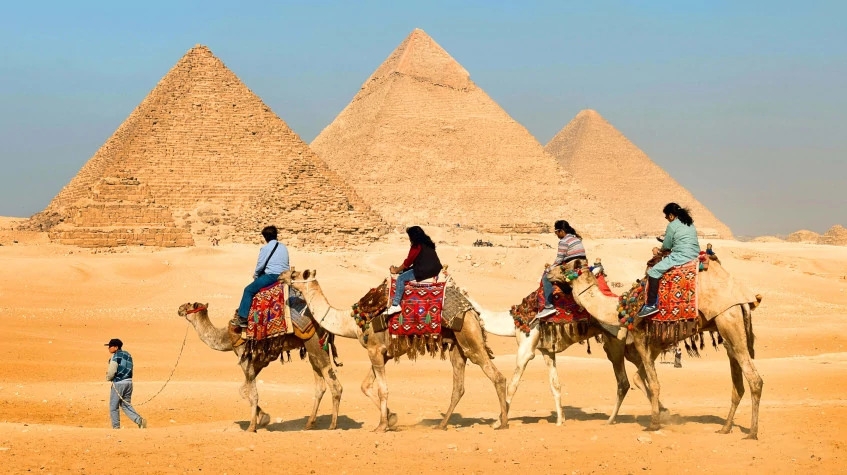 Half Day Tour to Giza Pyramids and Sphinx 5