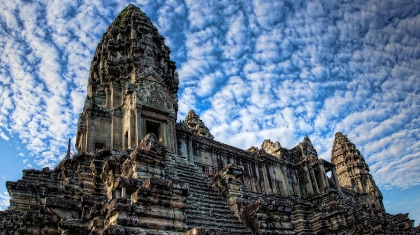 Full Day Small Group Angkor Wat Tour from Siemreap 4