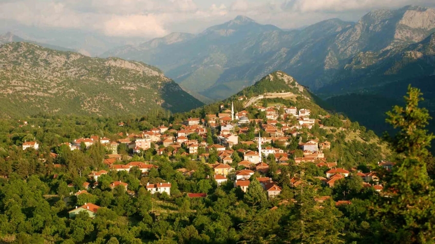 Altınbeşik Cave & Ormana Village Tour – Explore Taurus Mountains & Traditional Villages 6