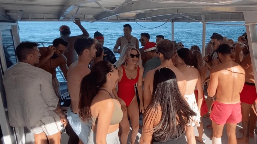 Daily Bodrum Boat Cruise Tour With Lunch 6