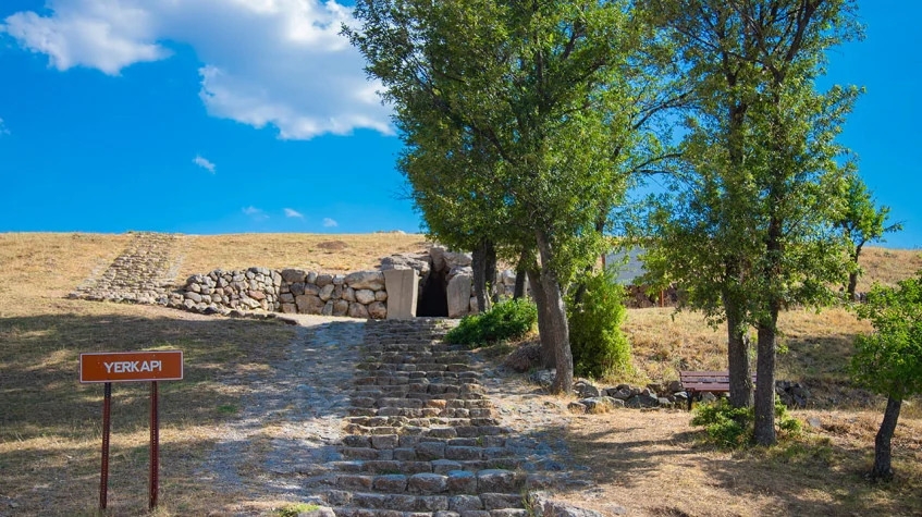 Daily Hattusa Ancient City Tour 4