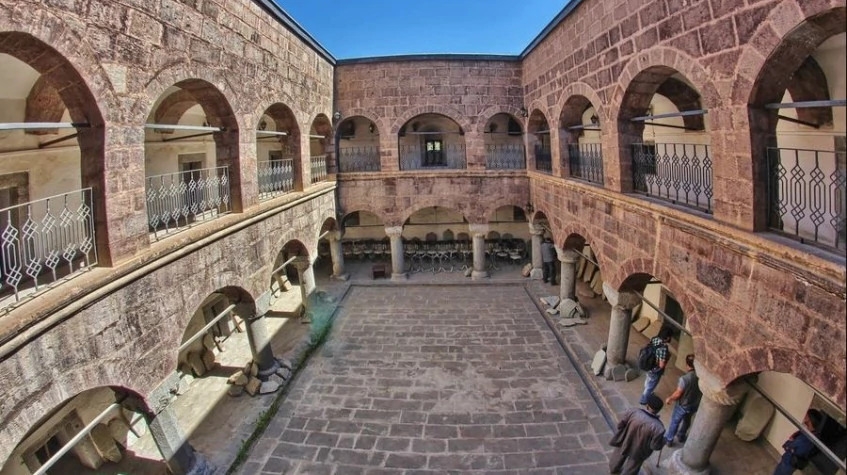 Daily Hakkari Yuksekova City Tour 3