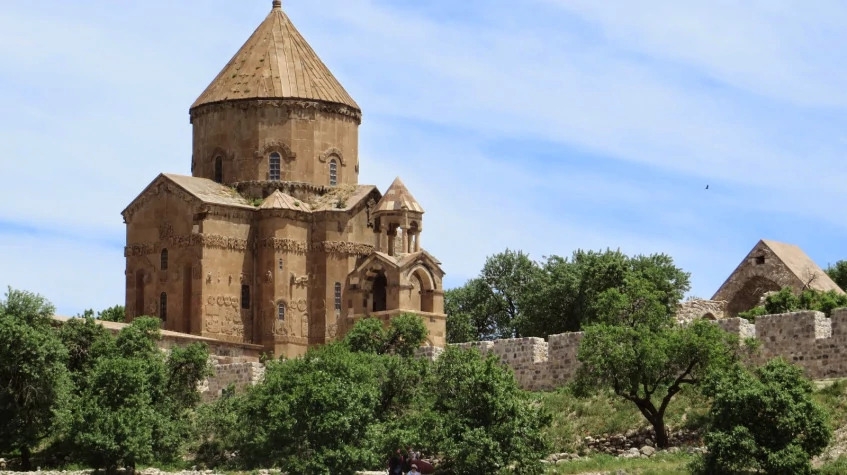 Daily Van City Tour from Hakkari 3