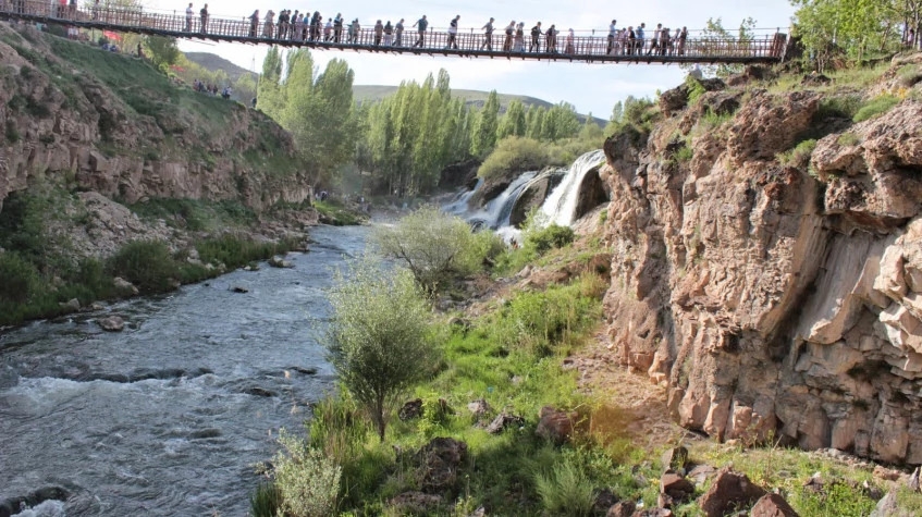 Daily Van City Tour from Hakkari 6