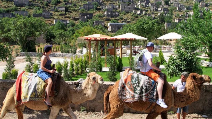 Daily Camel Riding Tour from Oludeniz 4