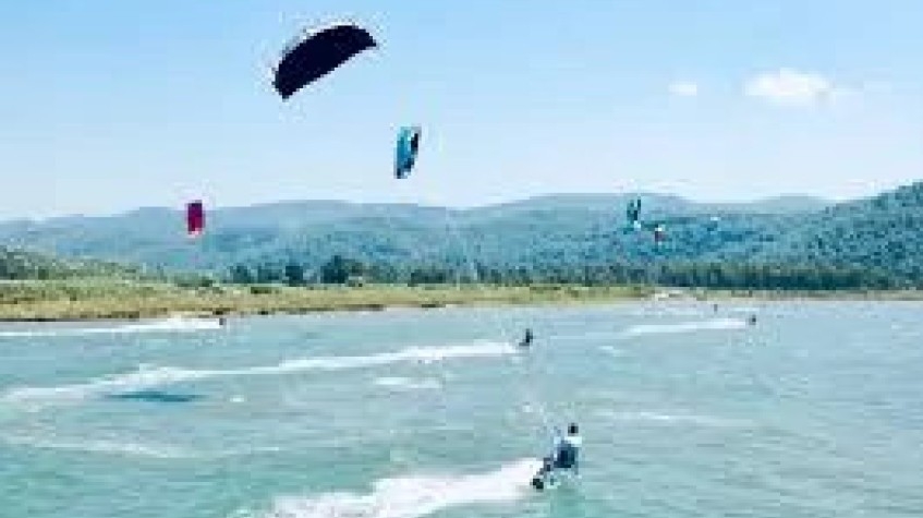 4 Days Istanbul Kite Surfing Tour 2