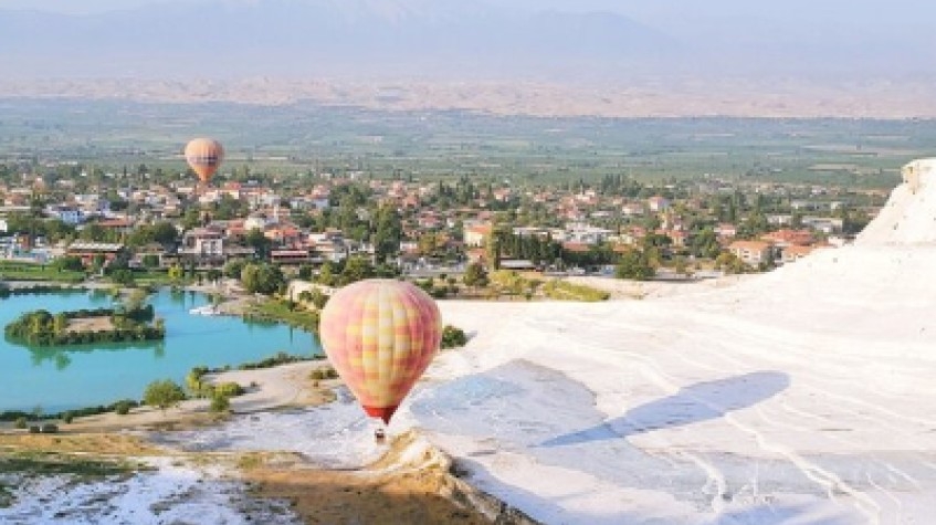 Pamukkale Sunrise Balloon Tour 6