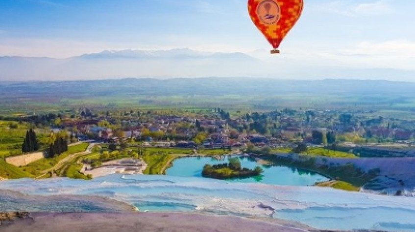 Pamukkale Sunrise Balloon Tour 9