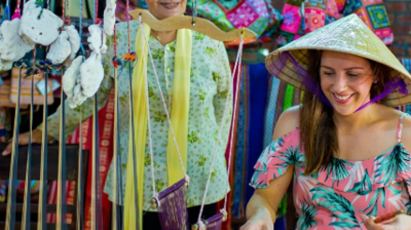 Amber Silk & Lantern Making Tour 5