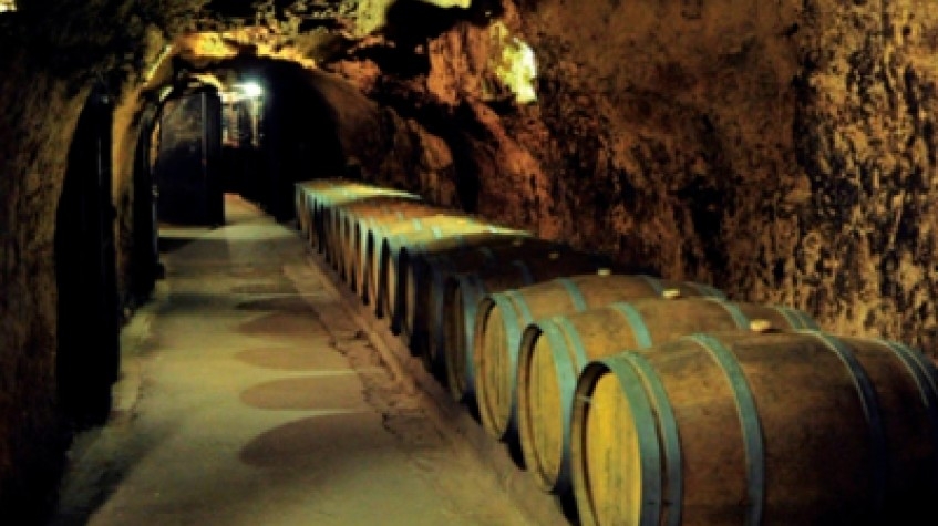 Beirut Deluxe Tour - Baalbak, Ksara & Anjar 10