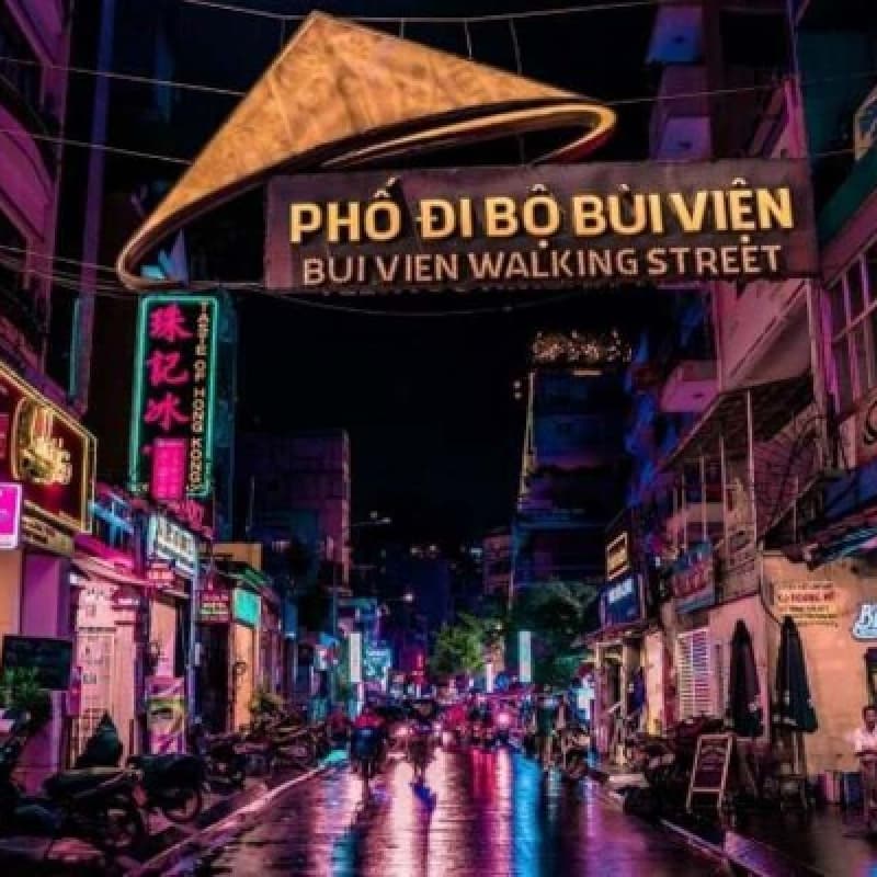 Explore Saigon's Best Street Food and Culture Private Motorbike Night Tour 4