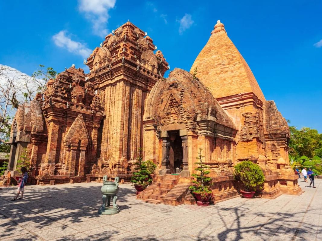 Nha Trang Full Day Highlight Private City Tour