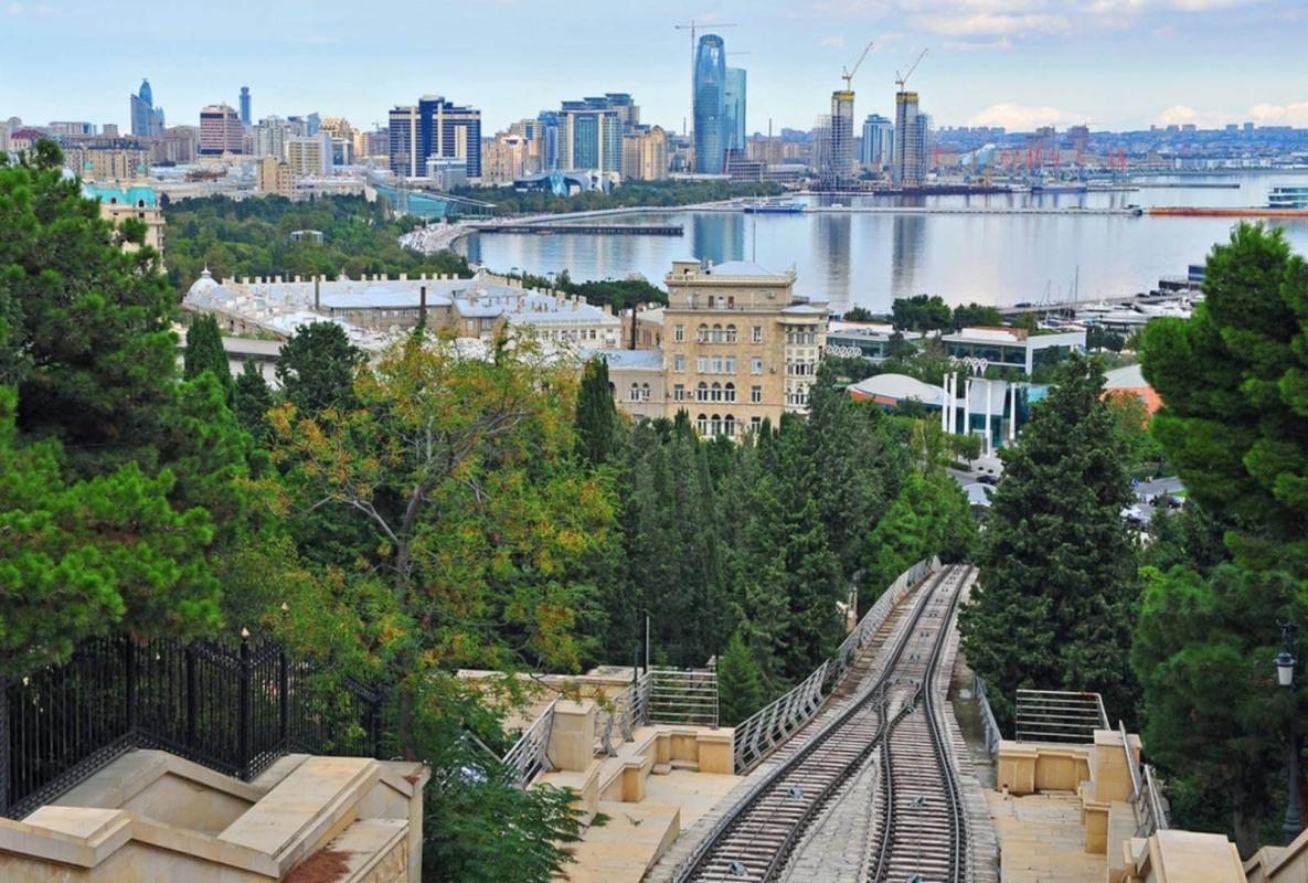 Azerbaijan 4-Day Itinerary: Baku Tour + Absheron + Gobustan