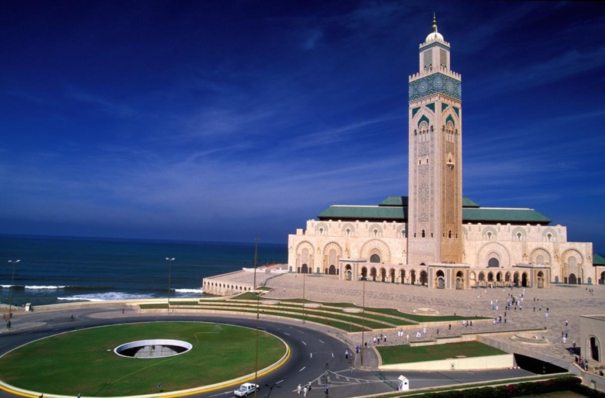 Royal cities from Casablanca