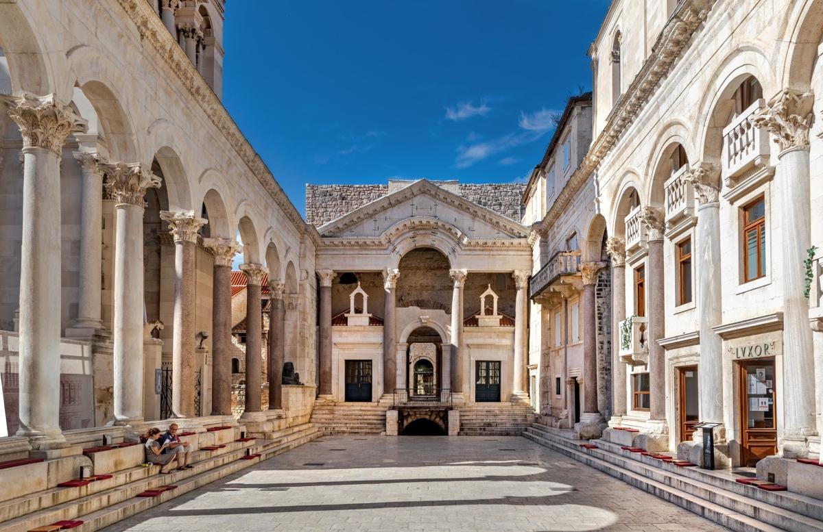Dalmatian Coastal Escape – 4 Days / 3 Nights (Split Region)