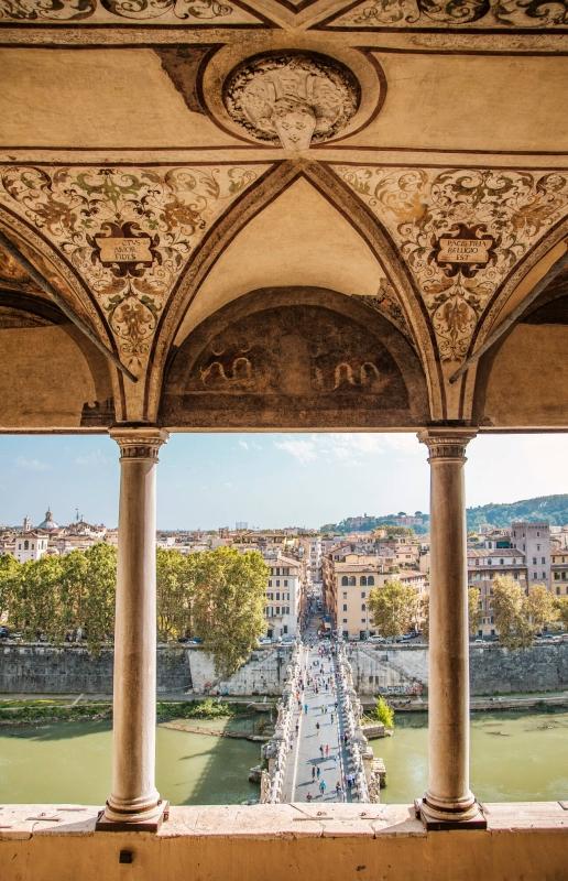 Disembark tour from Civitavecchia: Guided tour of Castel Sant'Angelo and Rome Hop-On Hop-Off