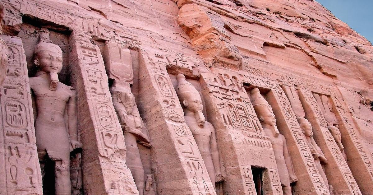 Day Road Trip to Abu Simbel in Aswan