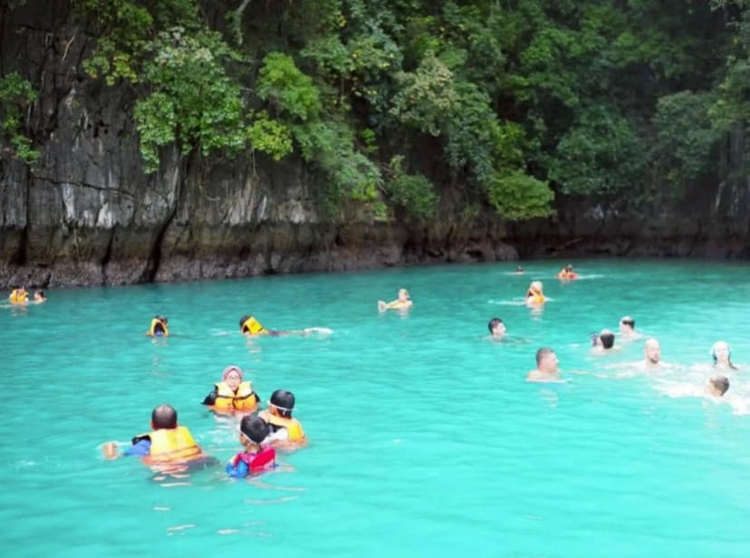 Krabi : Phi Phi Island, Maya Bay, Bamboo Island by Speedboat 2