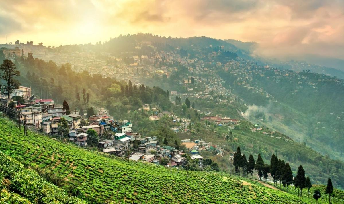 Eastern Himalaya Highlights Tour