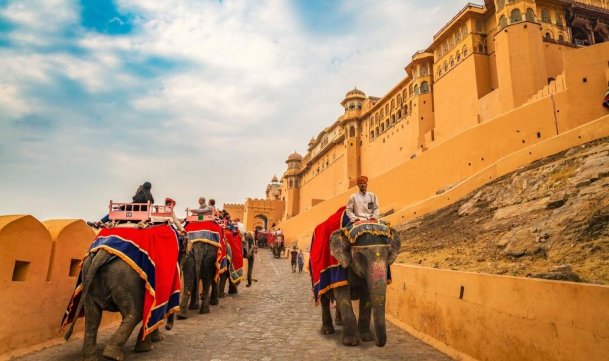 North India Heritage & Kerala Trails