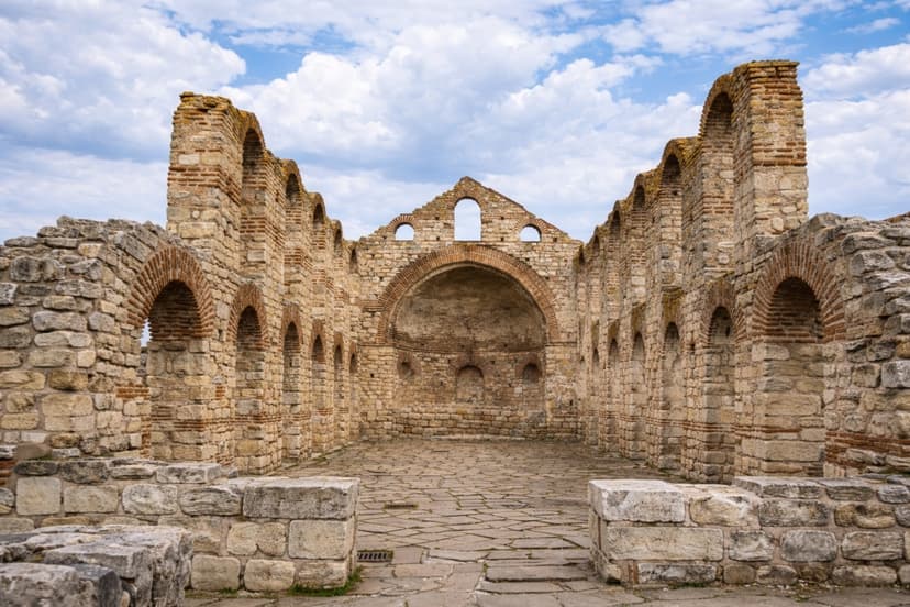 Private Day Trip from Veliko Tarnovo: Nessebar Old Town & Pomorie Thracian Tomb 3