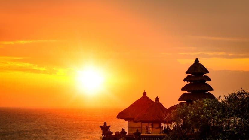 Bali Tanah Lot Sunset Tour - Bali's Most Iconic Temple by the Sea 4