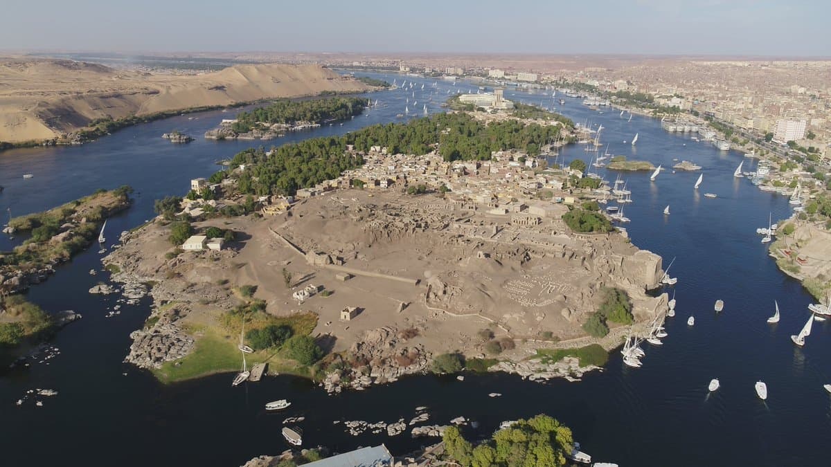 4 Days Trip to Aswan Sightseeing and Abu Simbel Temples