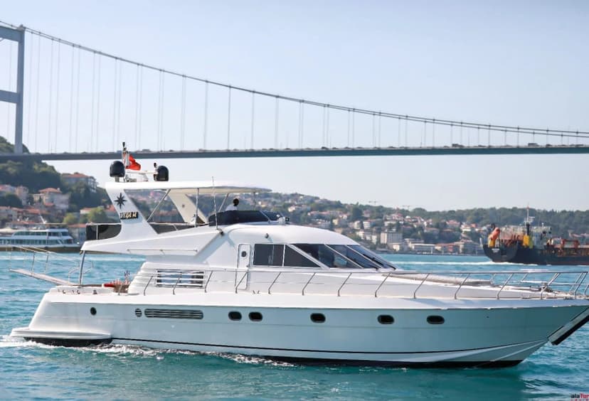 Private Luxury Bosphorus Sunset Yacht Cruise 3