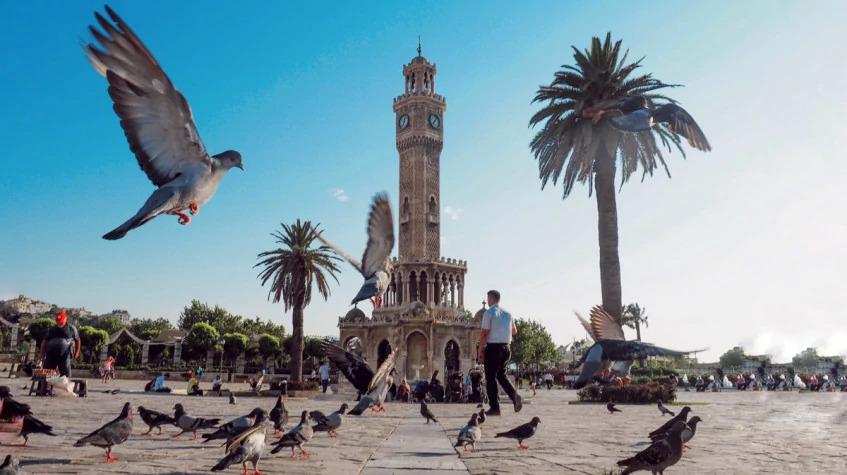 3 Days Izmir City Tour – Explore Ancient Smyrna, Kemeraltı Bazaar & Historical Asansör