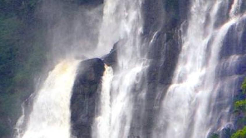 5 Days Sri Lanka Central Highlands Tour 5 Days Sri Lanka Central Highlands Tour