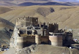 Hosap Castle