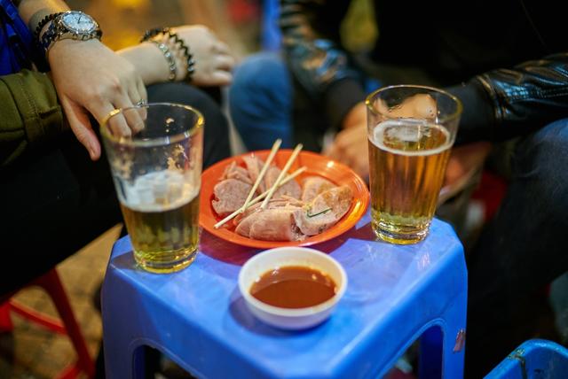 HANOI STREET FOOD TASTES