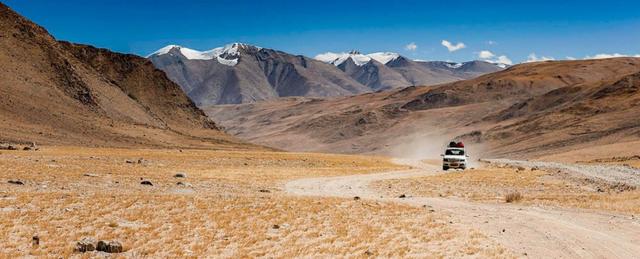 LADAKH - TOP OF HIMALAYAS