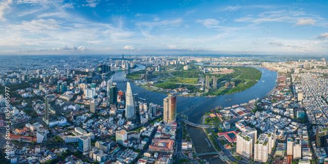 AN AMAZING GLIMPSE OF VIETNAM