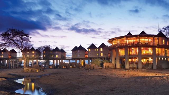 11 Days Kenya Bush & Beach Experience