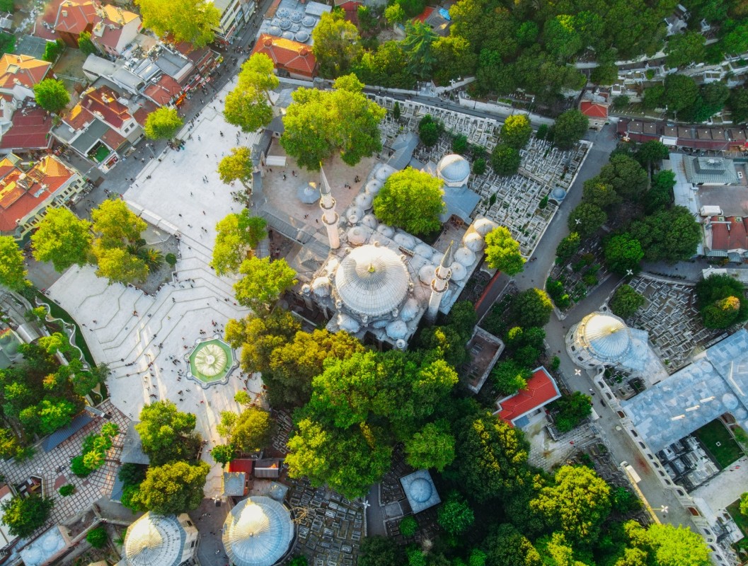 Explore Istanbul’s Islamic Heritage: Topkapi Palace, Blue Mosque & Historic Mosques Tour 1