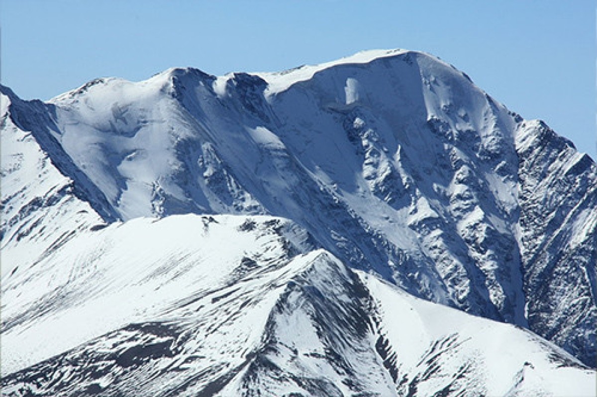 Bazarduzu Peak Hiking Adventure Tour (2 days, 1 night) 1