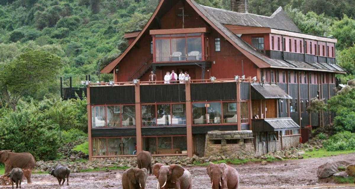 5 Days Aberdares, Ol Pejeta Conservancy and Samburu Wildlife Private Safari on a 4x4 Landcruiser Jeep 1