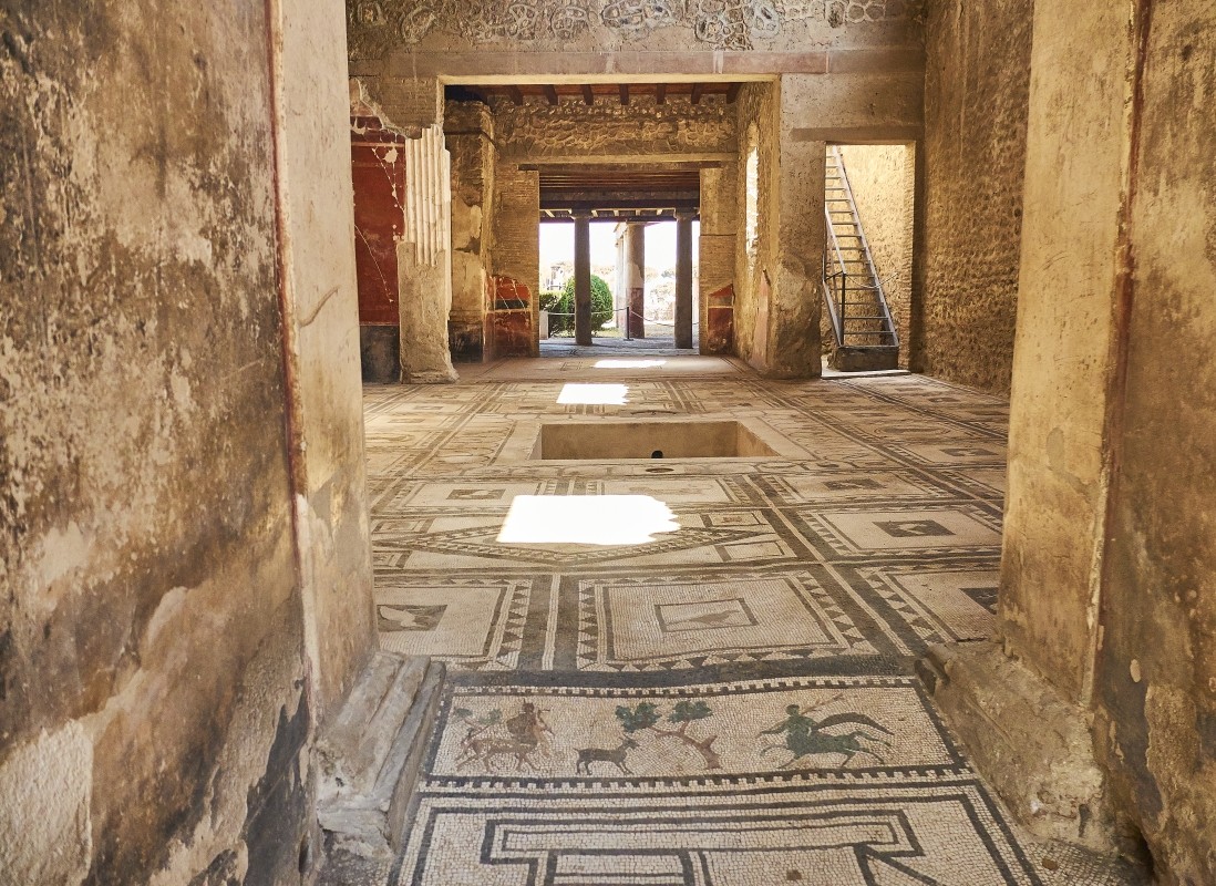 Guided tour of Sorrento and the Pompeii Ruins from Naples - shared tour 1