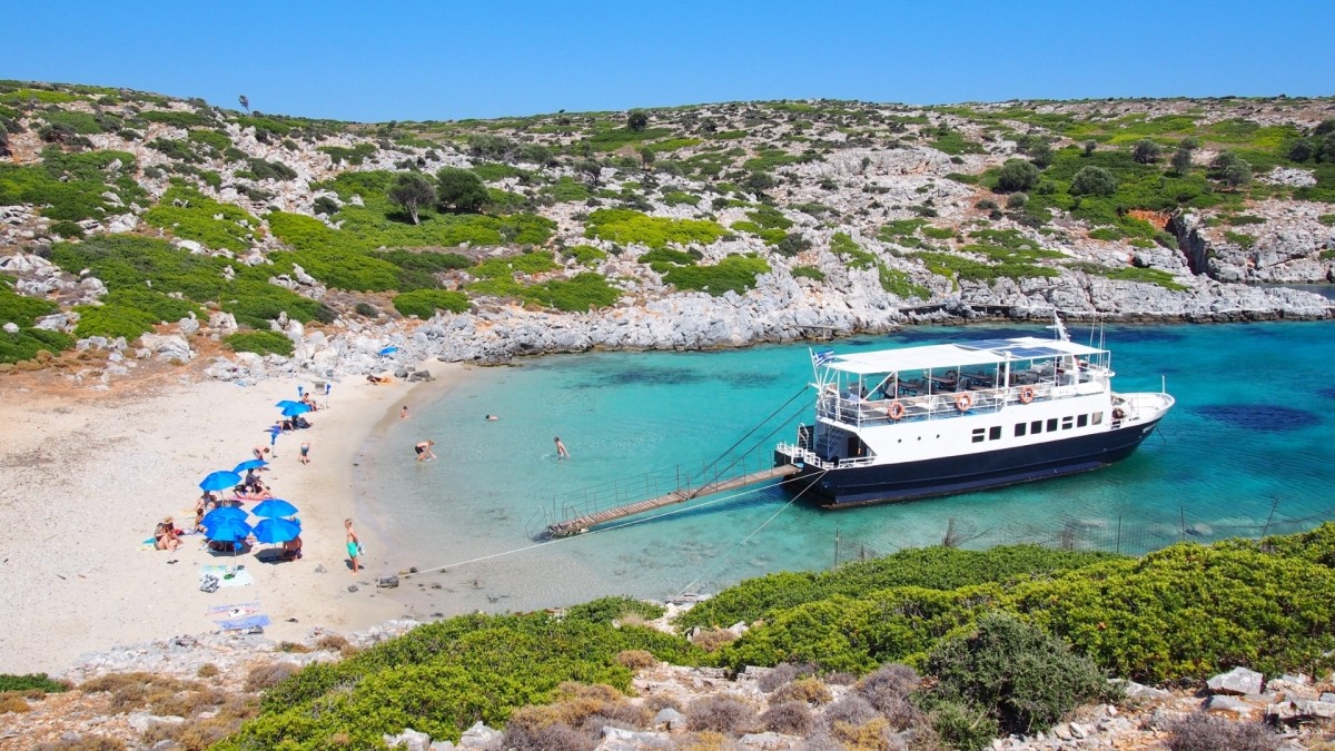 Boat Trip in South Skyros – Full-Day Experience 1