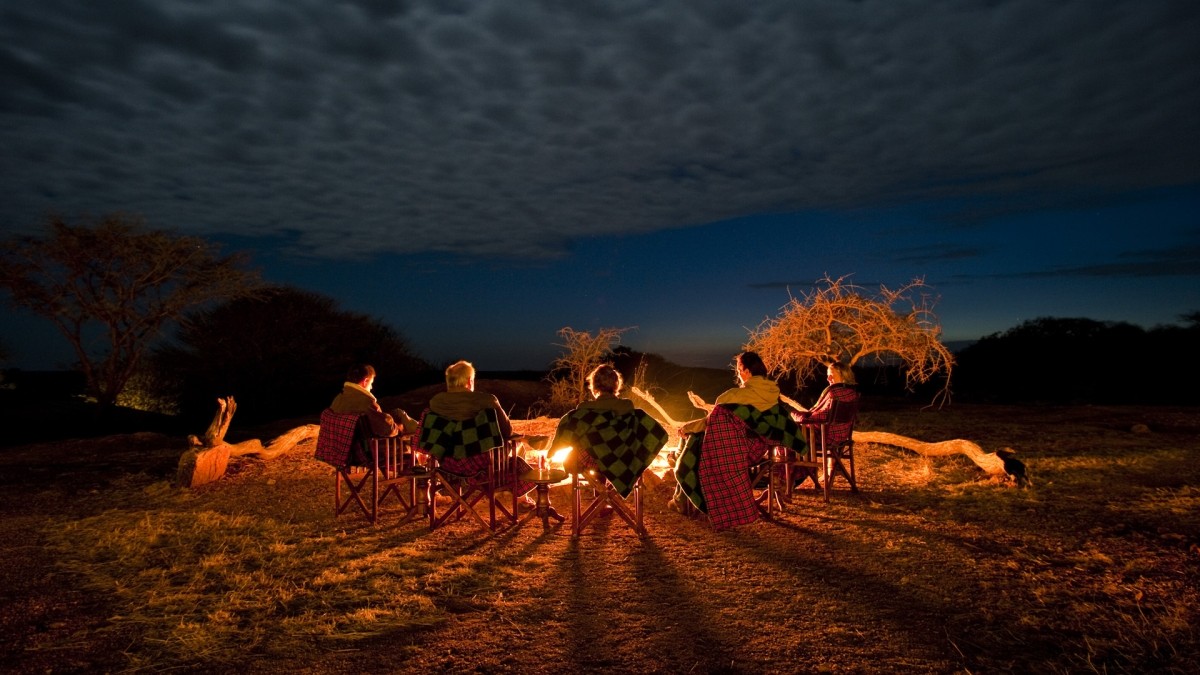 4-Day Mid-Range Lodge and 1 Night Camping Safari 1
