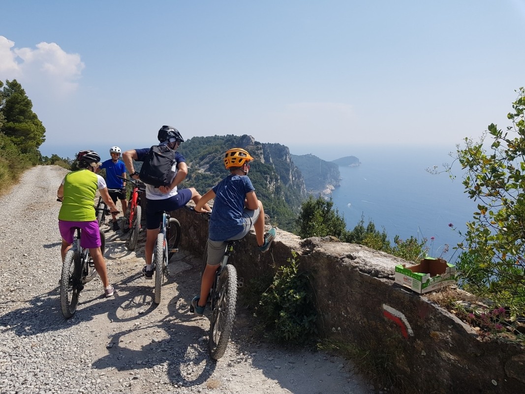 E-Bike tour: From Monterosso to Soviore sanctuary 1