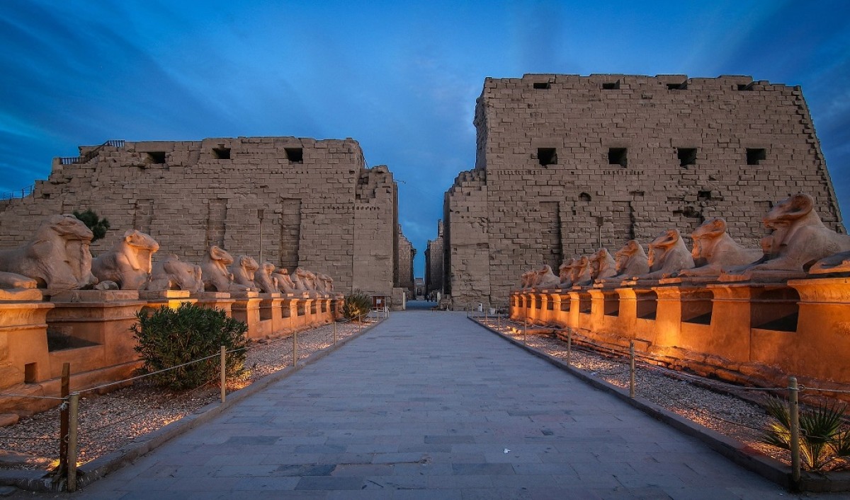 Luxor’s Royal Legacy A Majestic Journey Through the Temples of Ancient Thebes 1