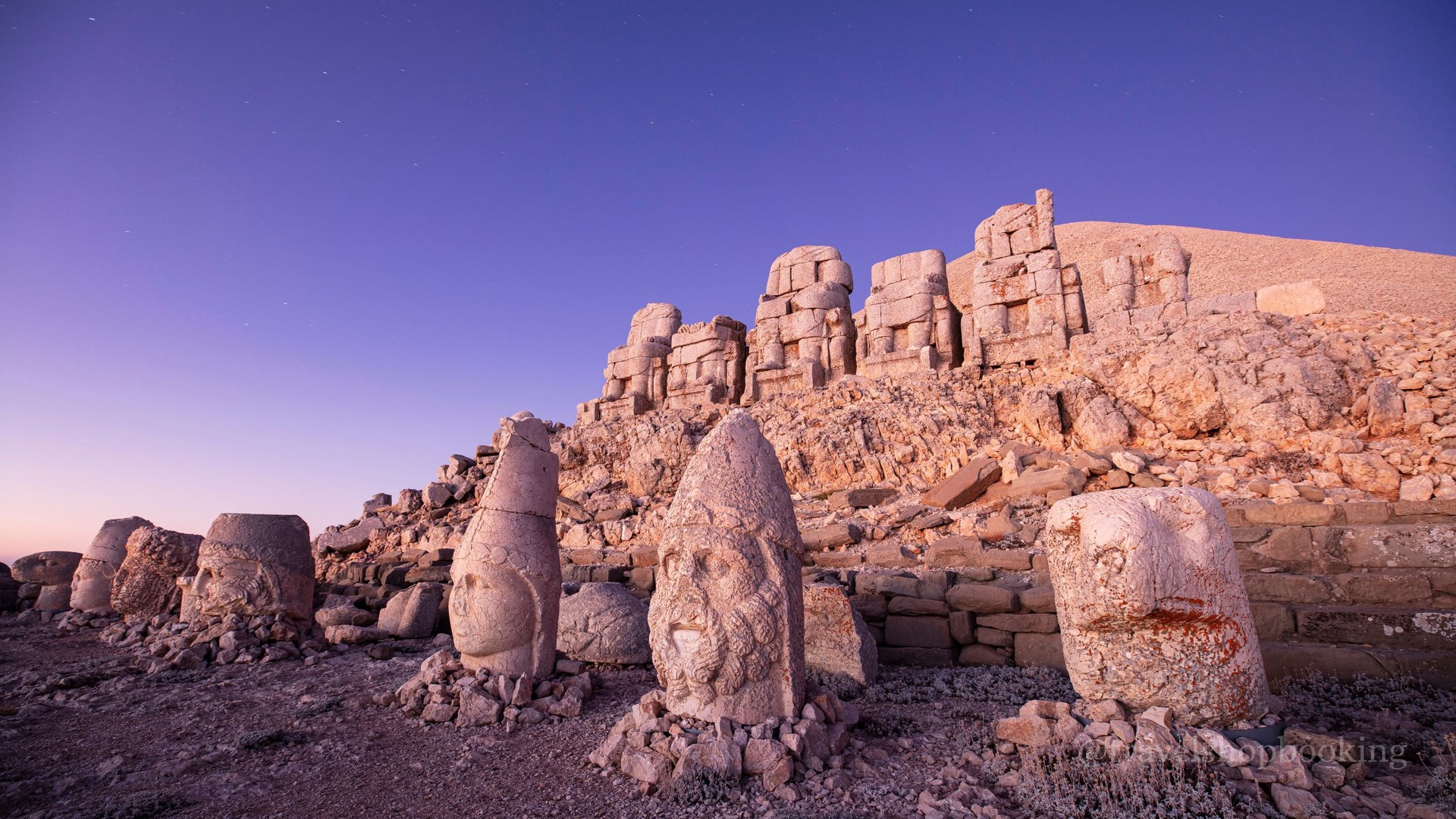 Mount Nemrut, Göbeklitepe , Karahantepe (12)